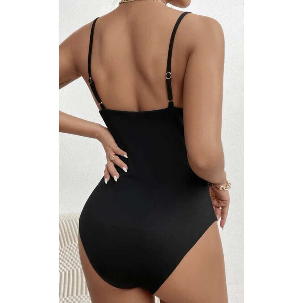 Black Solid Basic V-Neck Slim Fit Cami Bodysuit S… - image 7
